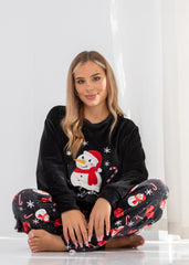 Velvet Snowman Pajama Set – Soft Green Two-Piece Winter Homewear