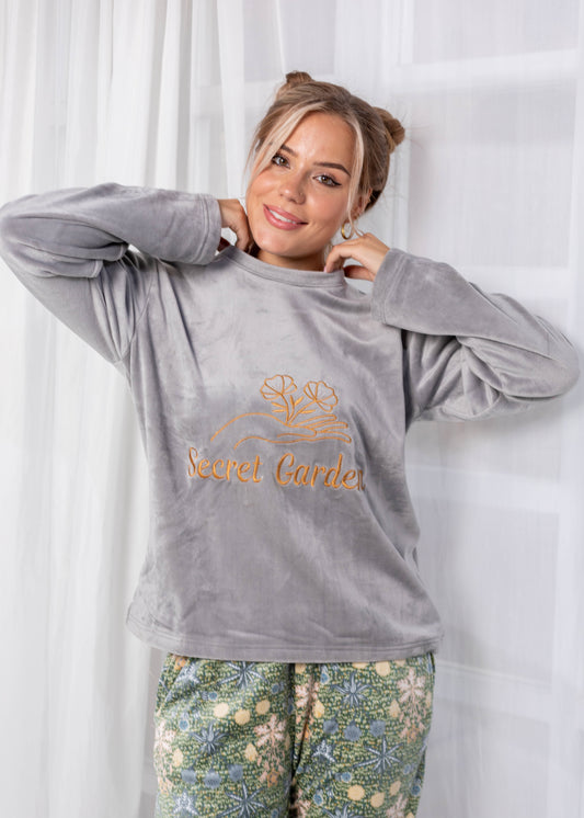 Secret Garden Velvet Pajama Set – Cozy Lined Winter Sleepwear