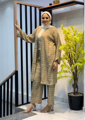 Two-Piece Plain Linen Summer Suit – Simple, Comfy & Elegant