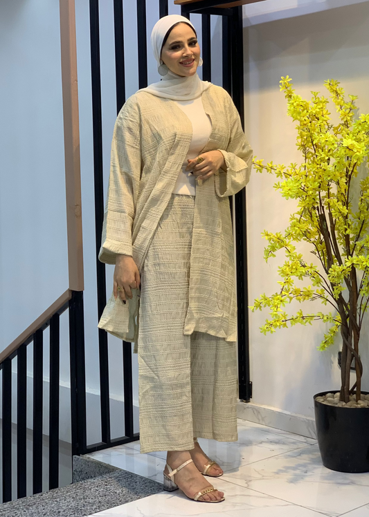 Two-Piece Plain Linen Summer Suit – Simple, Comfy & Elegant