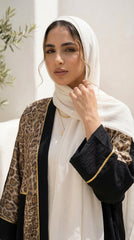 Textured Linen Cardigan with Snake Print – Statement Piece