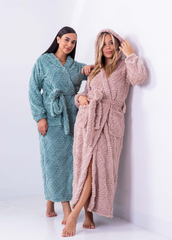 Cloudy Plush Hooded Robe | Fulana Winter Comfort Collection