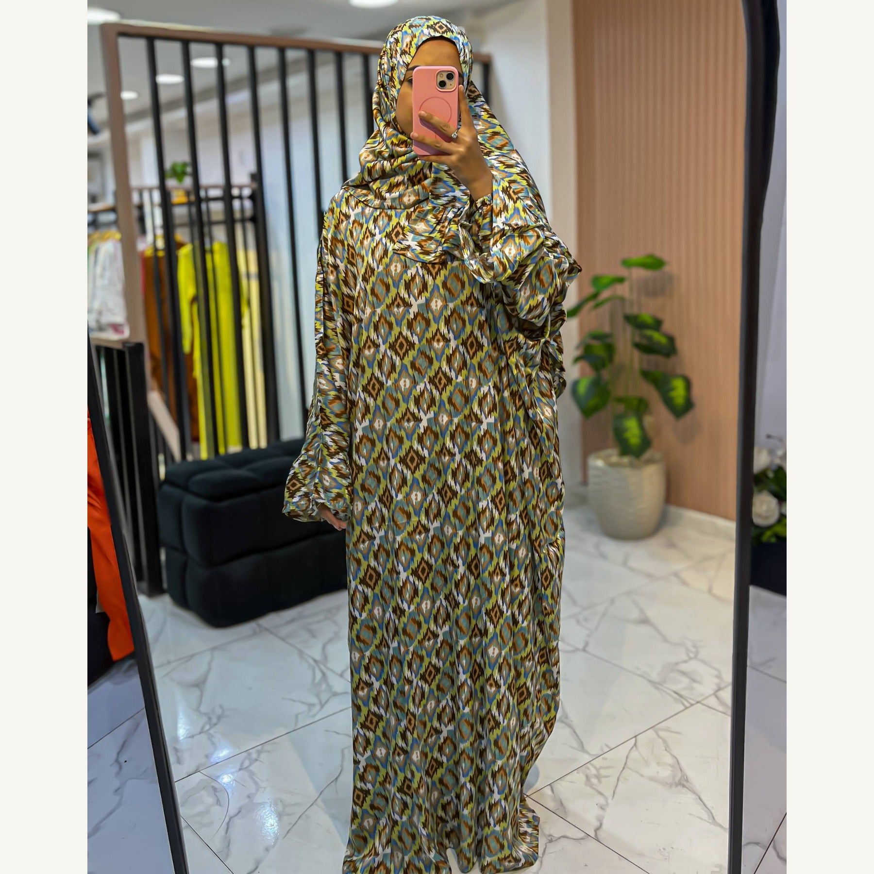 إسدال ستان معينات أزرق وبني بطرحة متصلة | Blue & Brown Diamond Satin Isdal with attached hijab