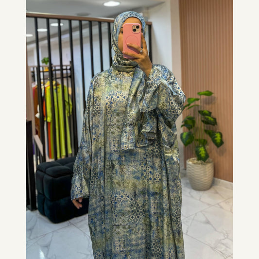 إسدال ستان فسيفساء أزرق بطرحة متصلة | Blue Mosaic Satin Isdal with attached hijab