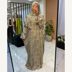 إسدال ستان نقشة هندسية ملونة بطرحة متصلة | Multicolor Geometric Satin Isdal with attached hijab