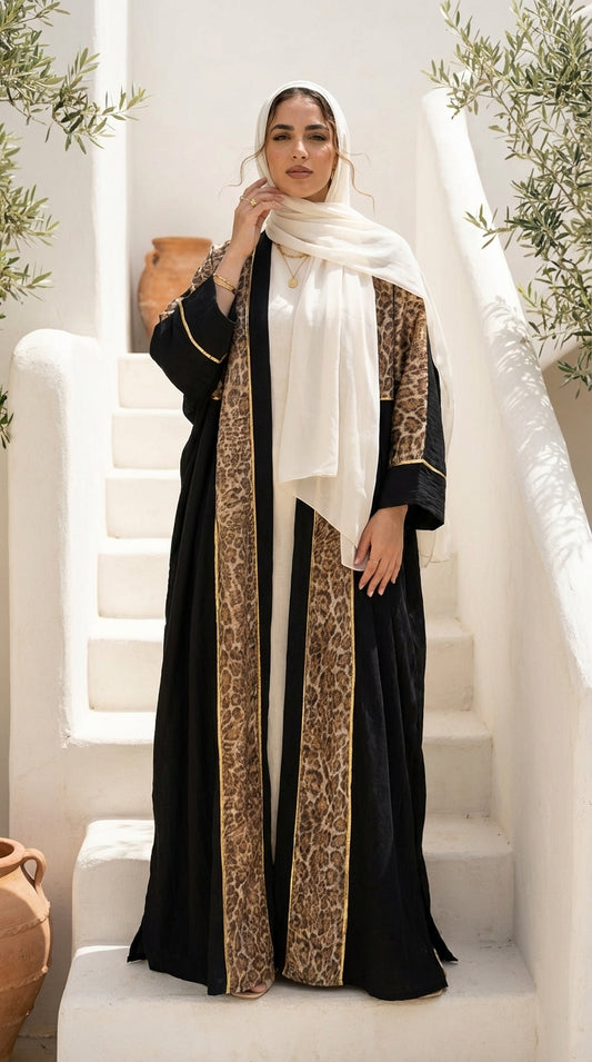 Textured Linen Cardigan with Snake Print – Statement Piece