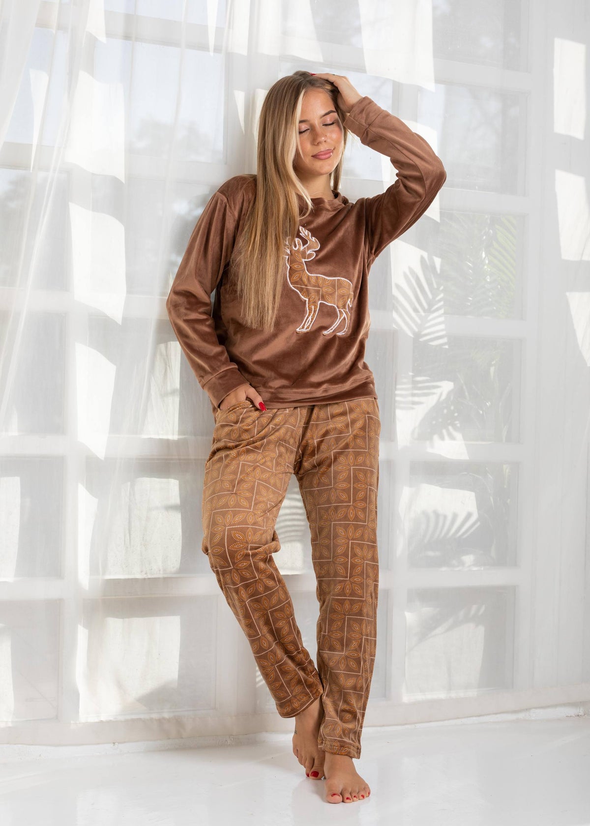 Velvet Pajama Set – Two-Piece Winter Homewear | Fulana